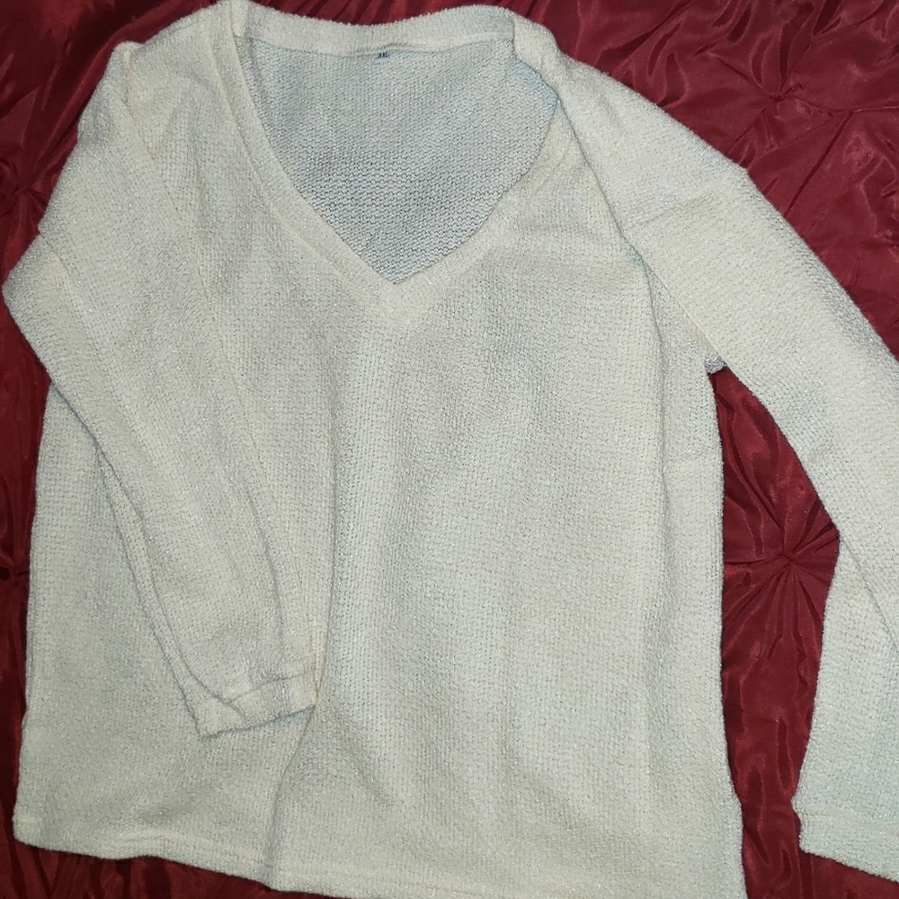 Ivory loose V neck knit sweater